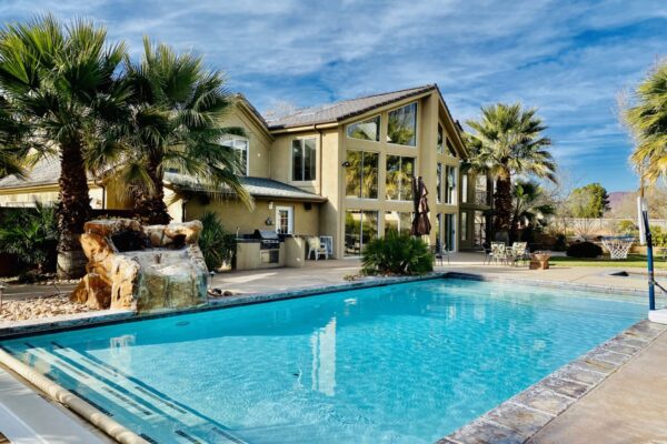 Saint George Group Vacation Rental